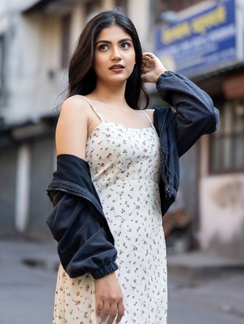 Aleena Khan Karol Bagh Call Girl