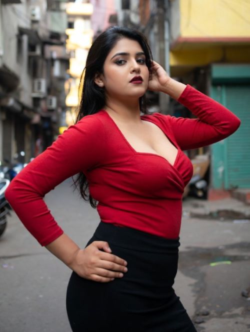 Deepika Karol Bagh Call Girl